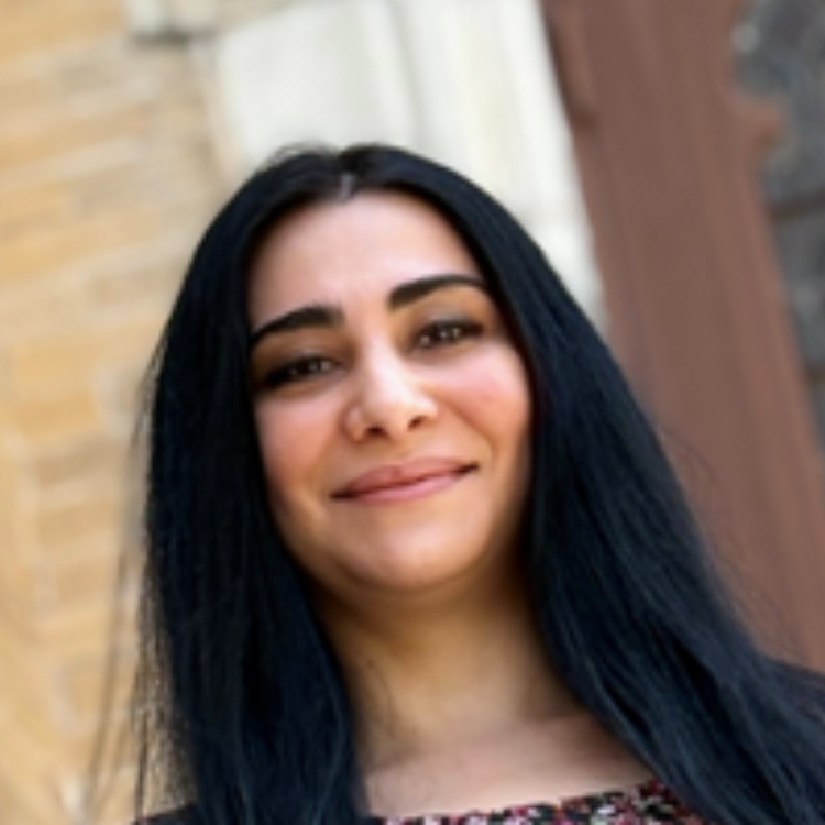 aysel bakhishova headshot