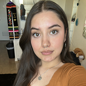 Maria Flores - Biology - Spring 2023 Senior Spotlight