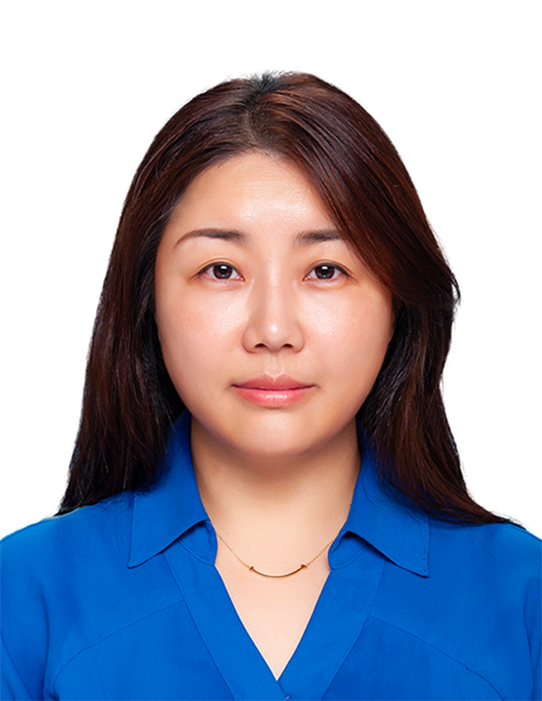 Assistant Professor of Social Work Ilan Kwon